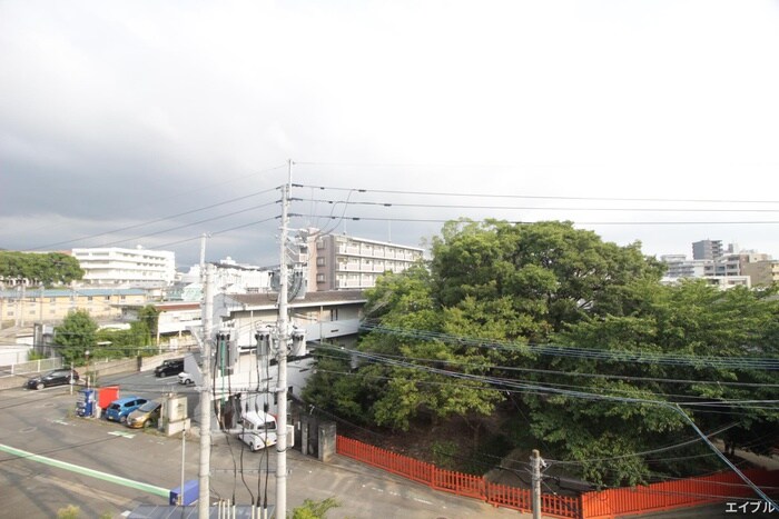 物件内観写真20　(室内からの展望)