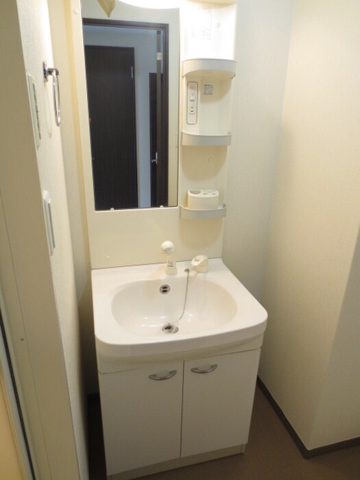 物件内観写真12　(洗面)