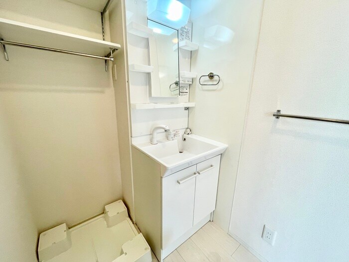 物件内観写真11　(洗面)