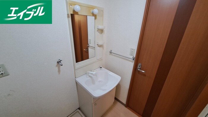 物件内観写真12　(洗面)