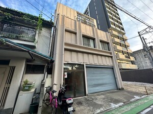 本村ビル外観写真