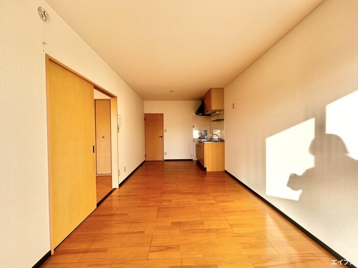 物件内観写真5　(居室)