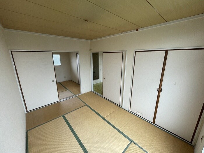 物件内観写真4　(居室)