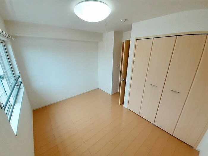 物件内観写真5　(居室)