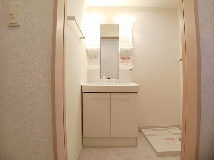 物件内観写真10　(洗面)