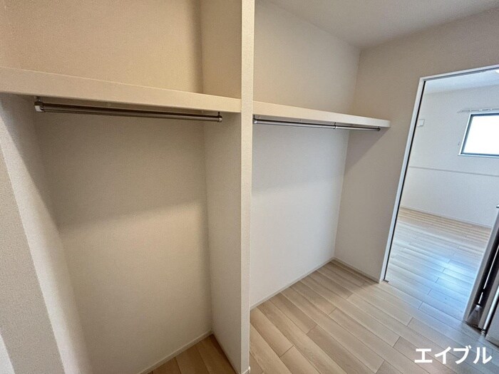 物件内観写真16　(収納)