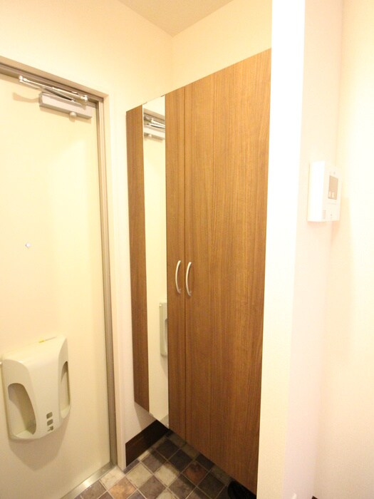 物件内観写真17　(靴箱)