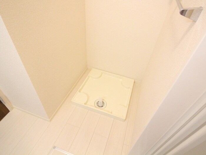 物件内観写真20　(洗濯機置場)