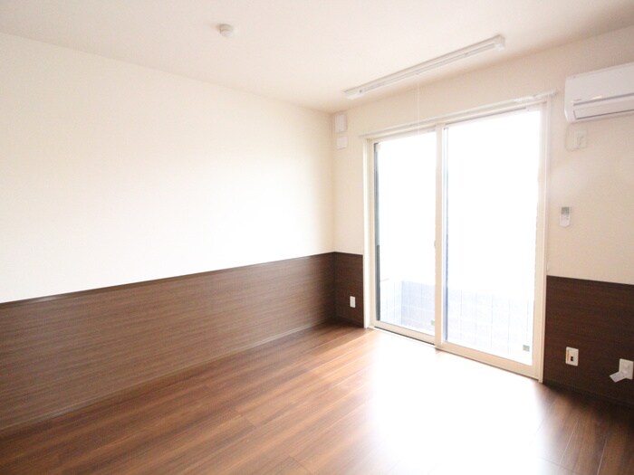 物件内観写真21　(居室)