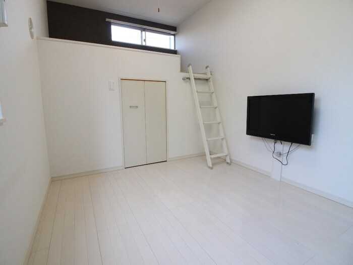 物件内観写真4　(居室)