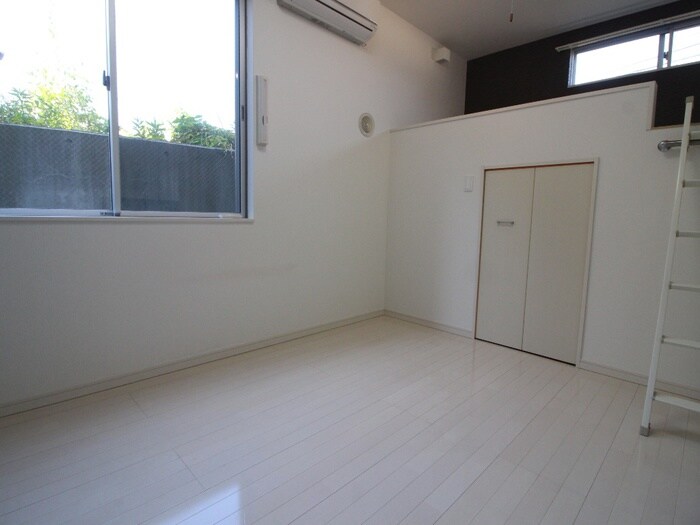 物件内観写真5　(居室)