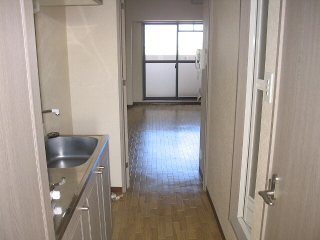 物件内観写真7　(廊下)