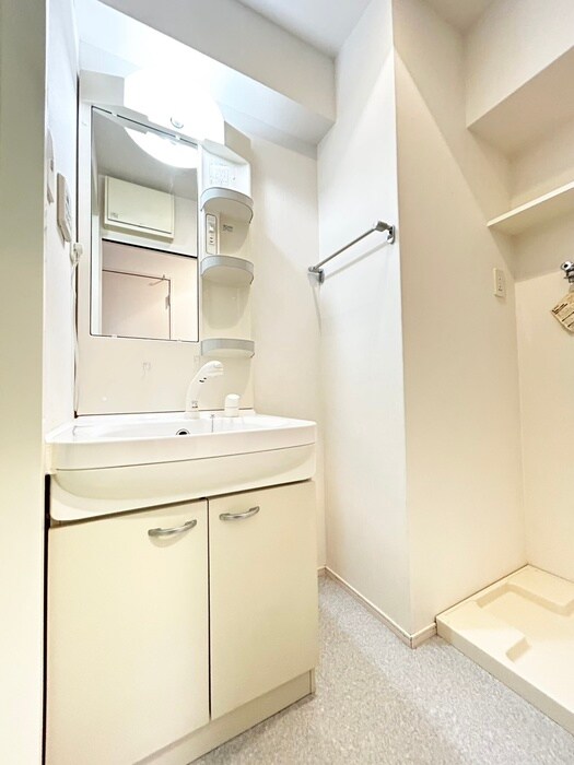 物件内観写真8　(洗面)