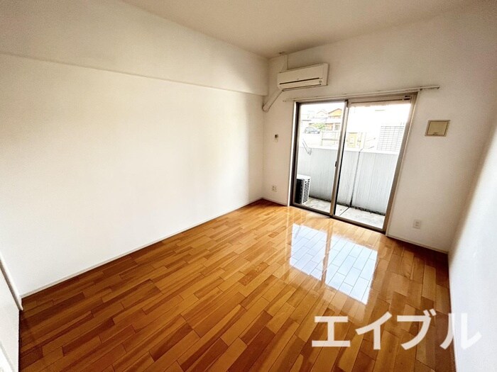 物件内観写真17　(居室)