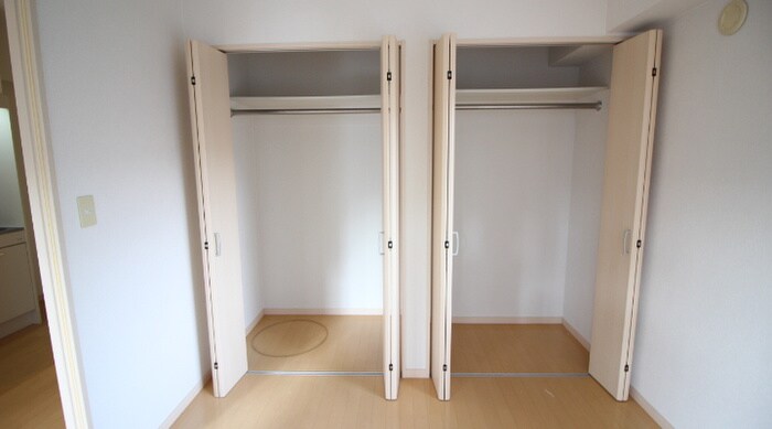 物件内観写真13　(収納)