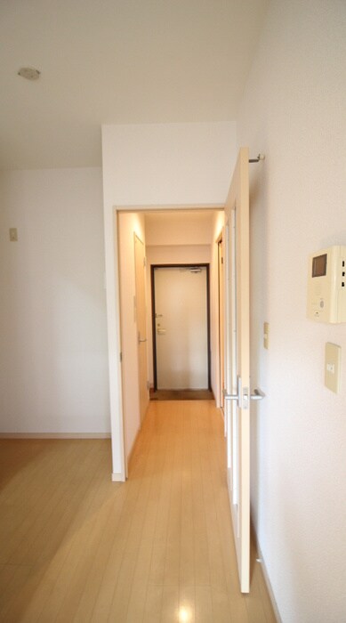 物件内観写真22　(廊下)
