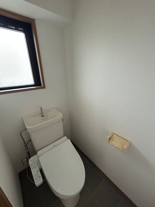 物件内観写真13　(トイレ)