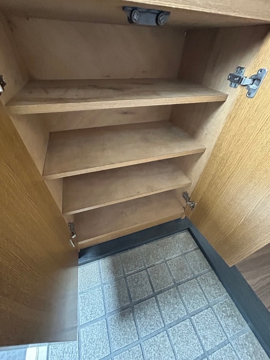 物件内観写真18　(靴箱)