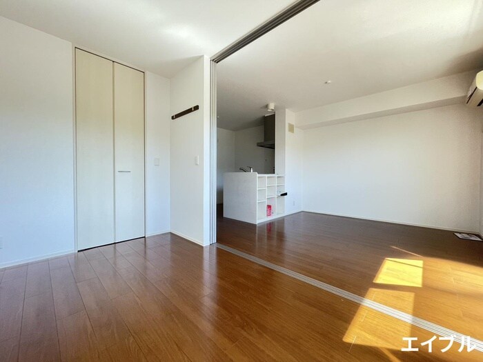 物件内観写真21　(居室)