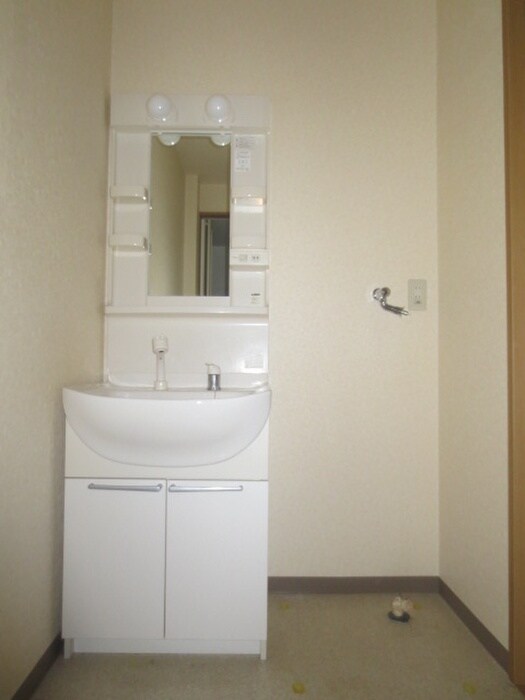 物件内観写真7　(洗面)