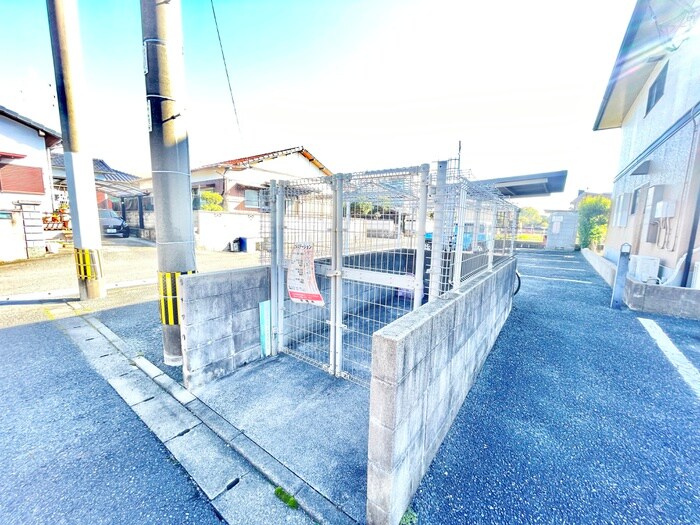 物件外観写真4　(建物設備)