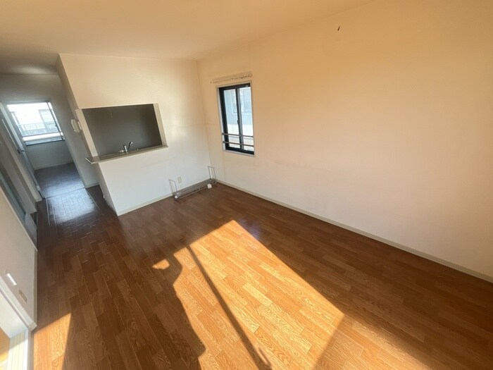 物件内観写真4　(居室)