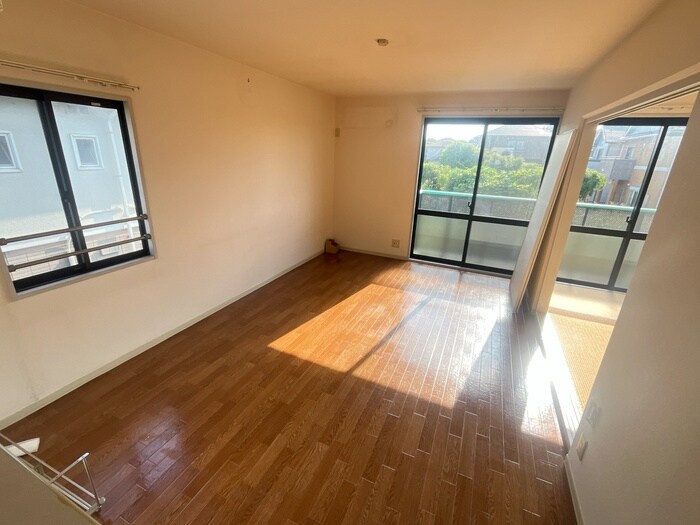 物件内観写真15　(居室)