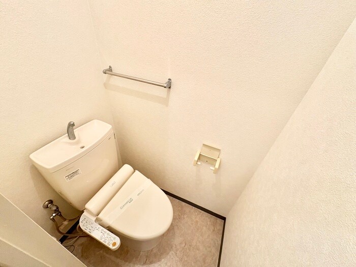 物件内観写真11　(トイレ)
