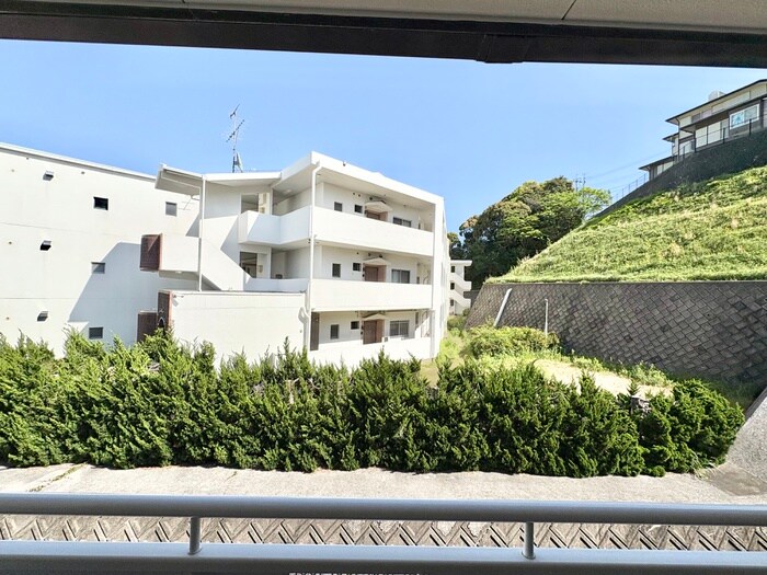 物件内観写真15　(室内からの展望)