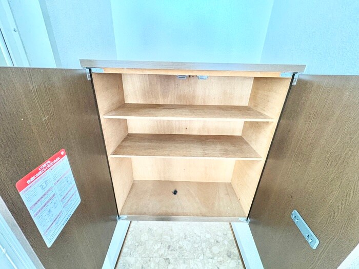 物件内観写真16　(靴箱)