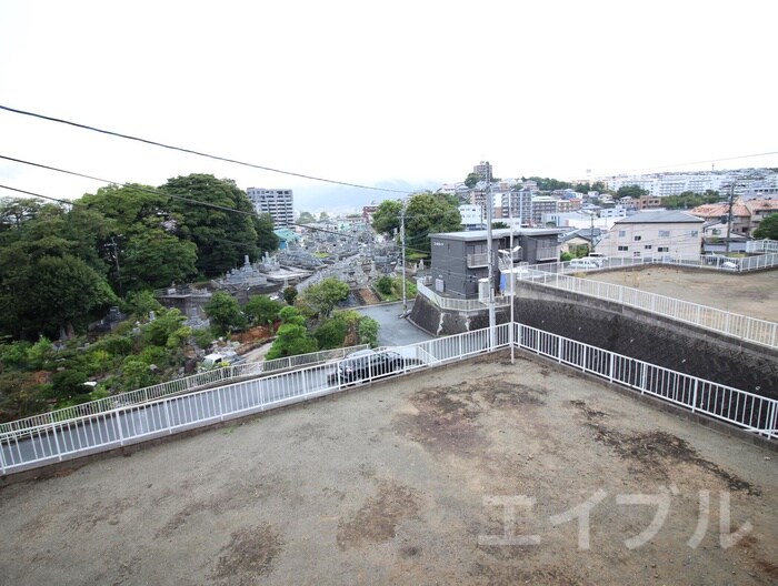 物件内観写真17　(室内からの展望)