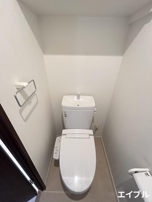 物件内観写真11　(トイレ)