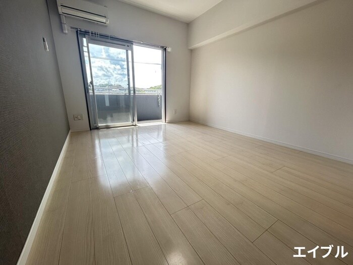 物件内観写真18　(居室)