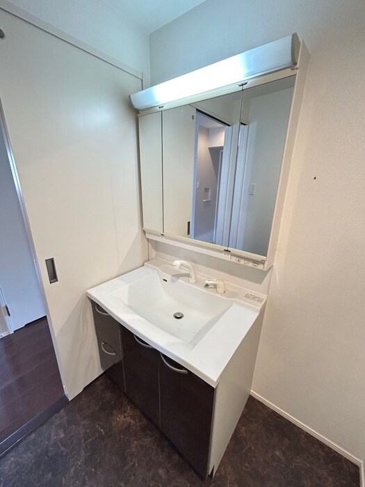 物件内観写真12　(洗面)