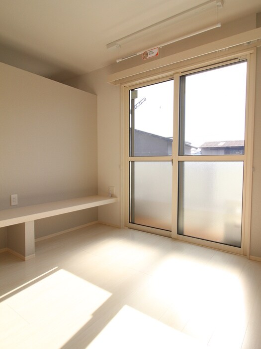 物件内観写真5　(居室)