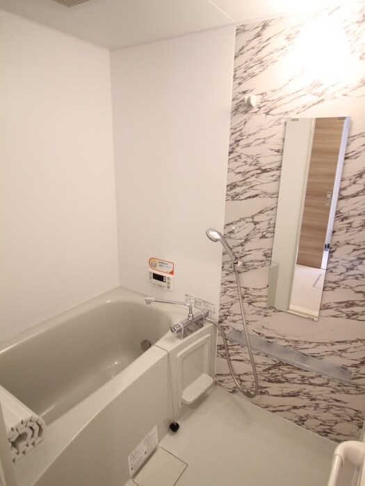 物件内観写真8　(バス／シャワールーム等)