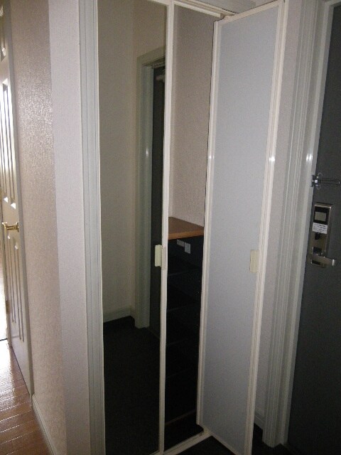 物件内観写真6　(居室)