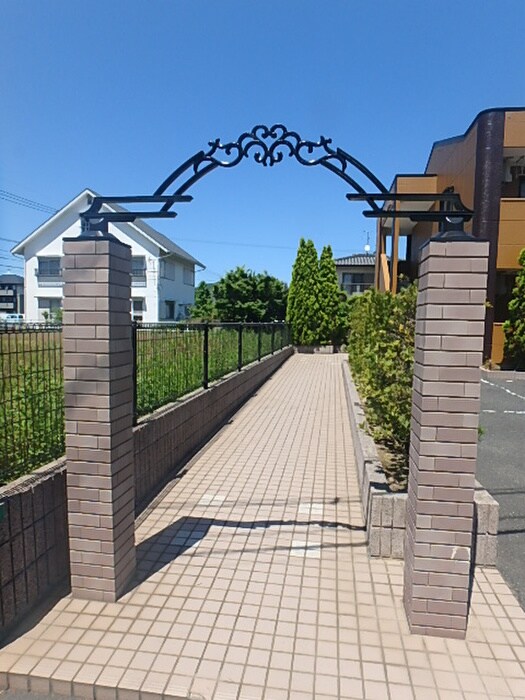 物件外観写真2　(その他)