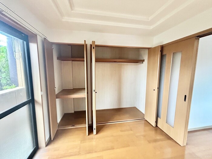 物件内観写真11　(収納)