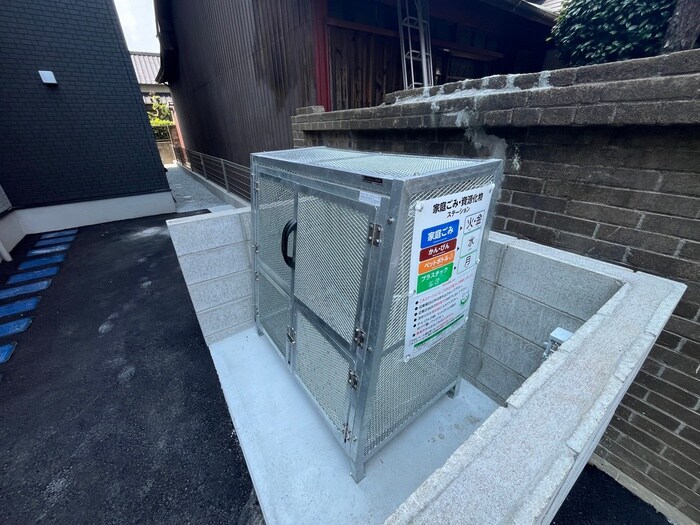 物件外観写真3　(建物設備)