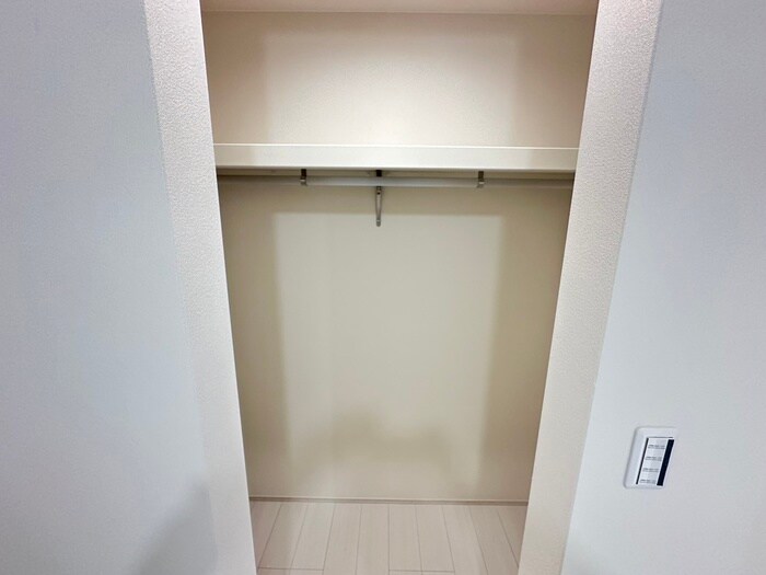 物件内観写真10　(収納)