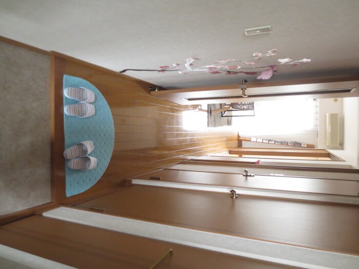 物件内観写真15　(靴箱)