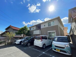 ファミ－ユ外観写真