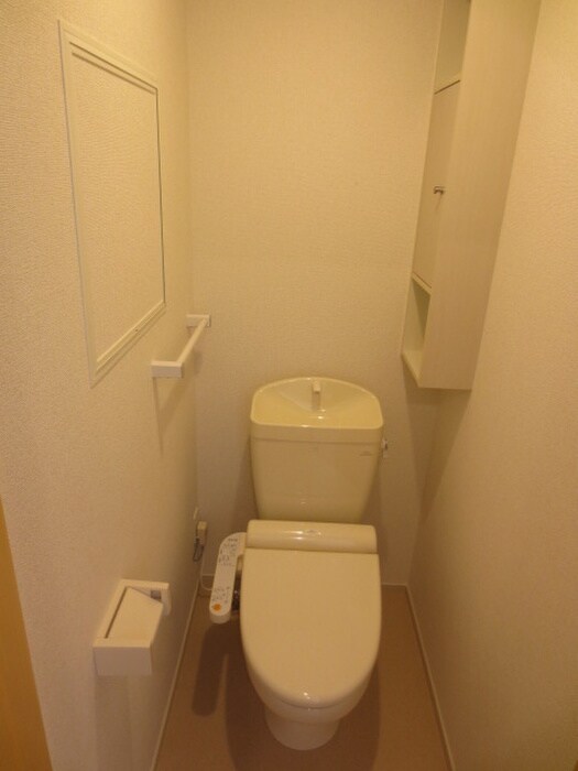 物件内観写真13　(トイレ)