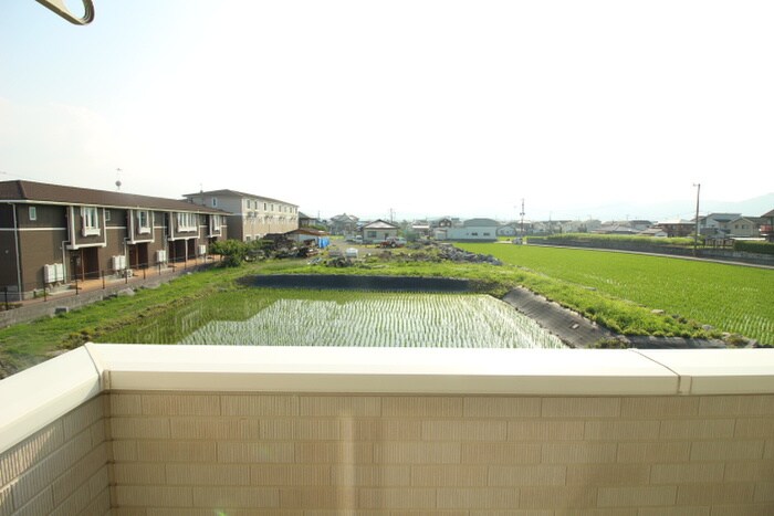 物件内観写真15　(室内からの展望)