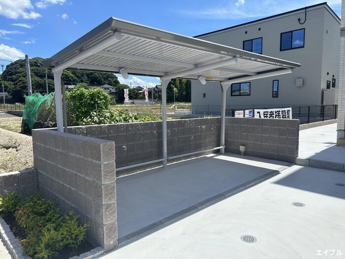 物件外観写真3　(駐輪場)