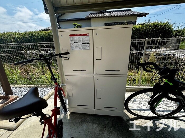 物件外観写真4　(建物設備)