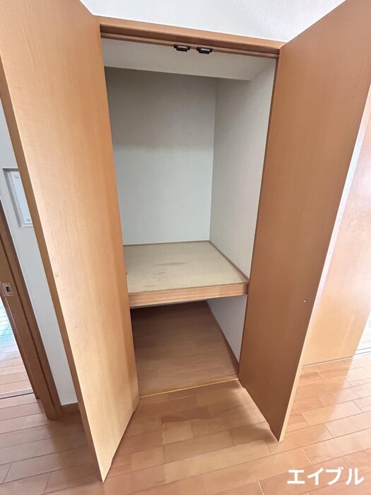 物件内観写真16　(収納)