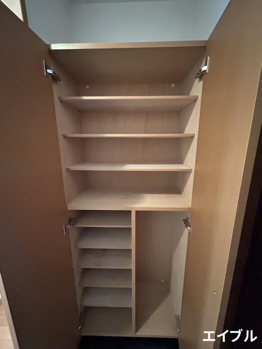 物件内観写真19　(靴箱)