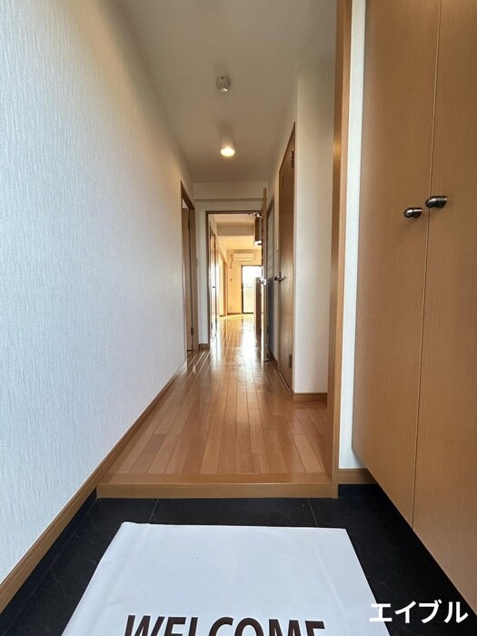 物件内観写真20　(玄関)